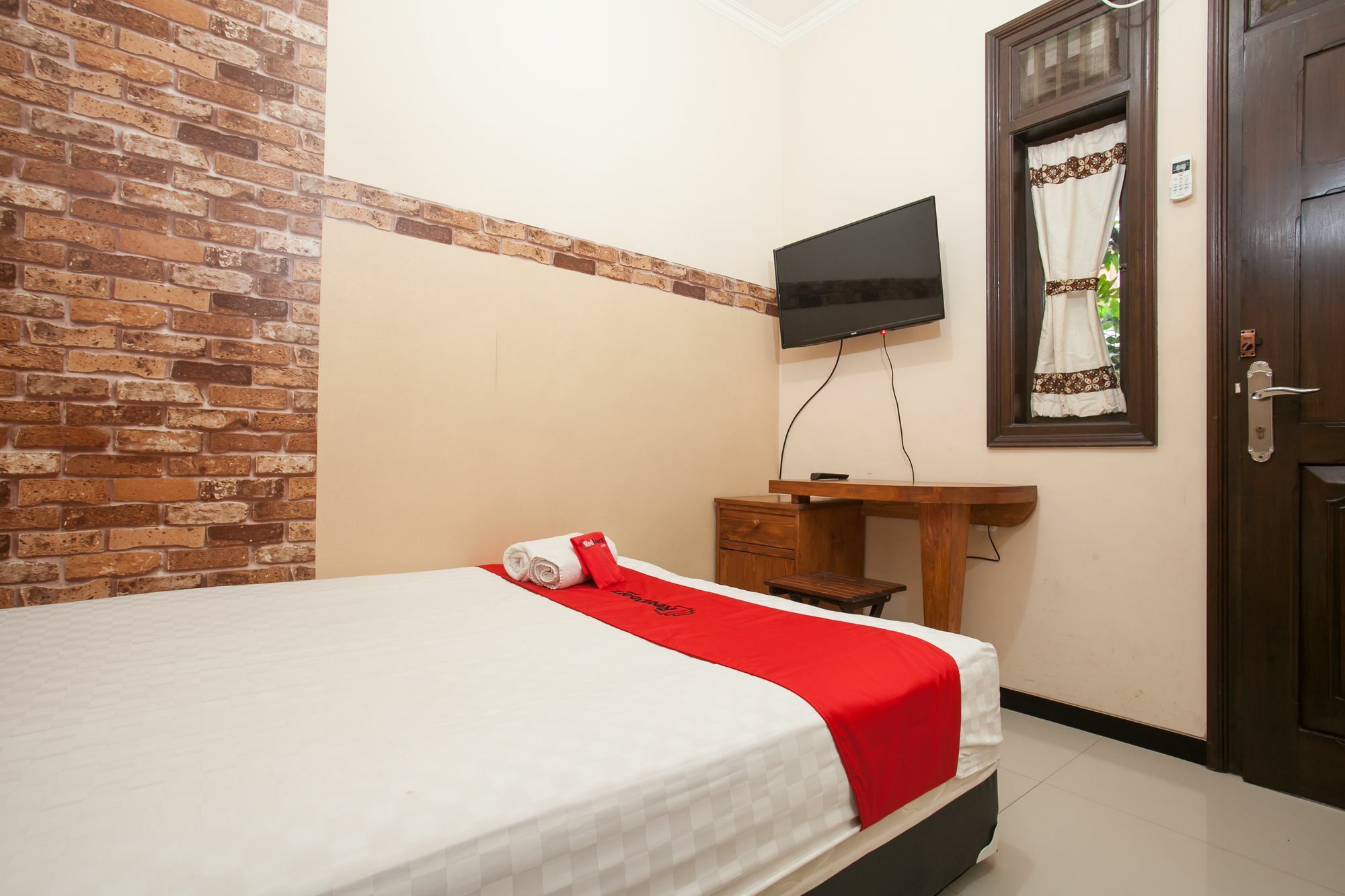 Reddoorz At Omah Wetan Sawojajar Malang Hotel Екстериор снимка