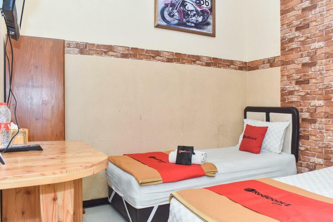 Reddoorz At Omah Wetan Sawojajar Malang Hotel Екстериор снимка
