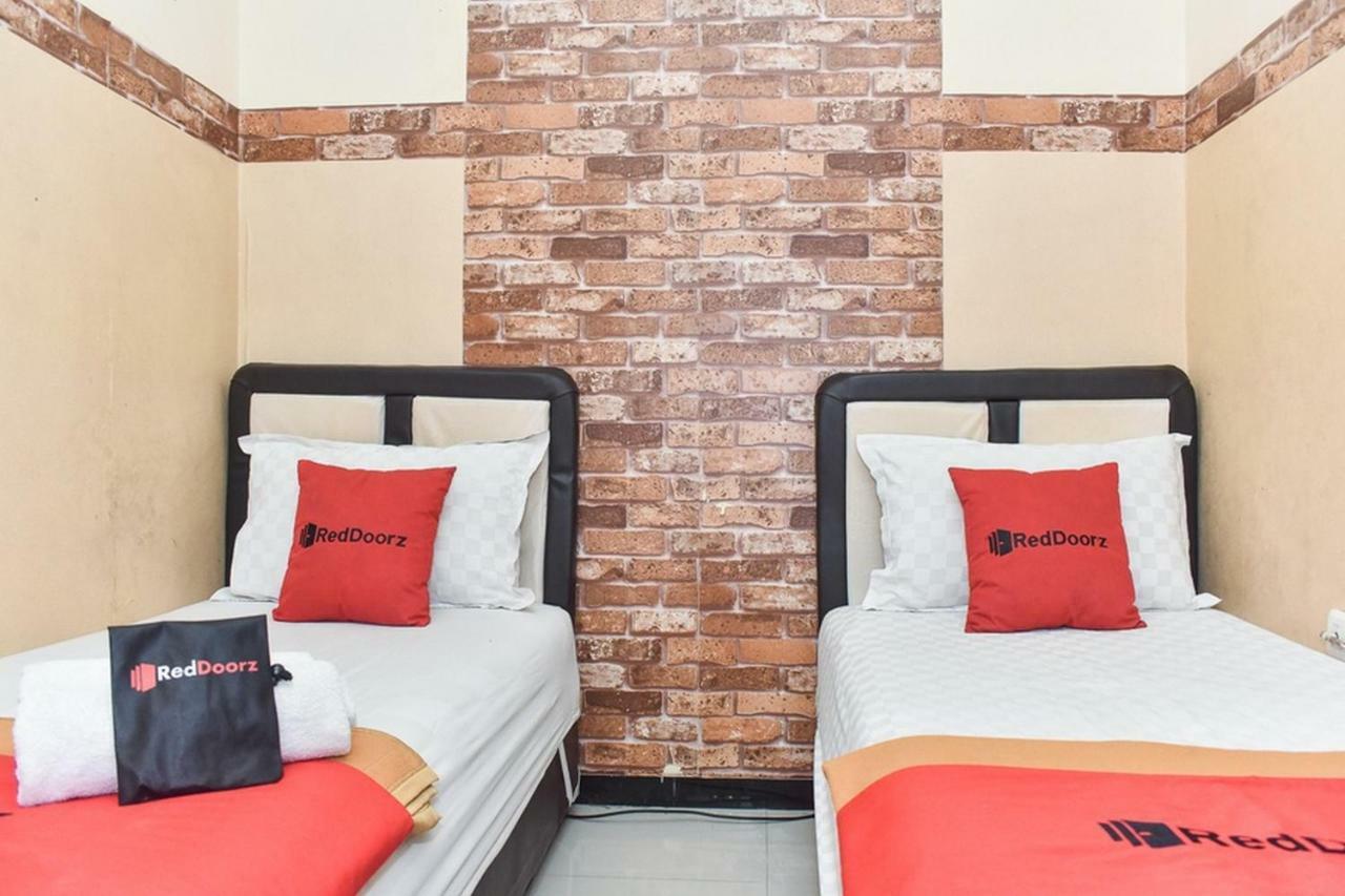 Reddoorz At Omah Wetan Sawojajar Malang Hotel Екстериор снимка
